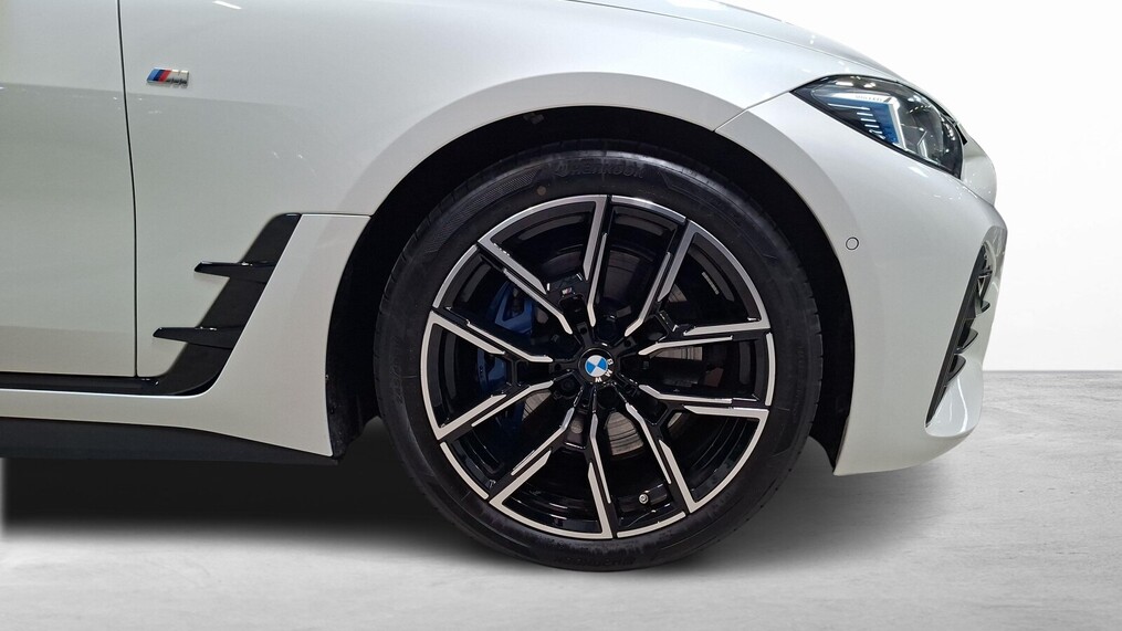 BMW Serii 4, 440