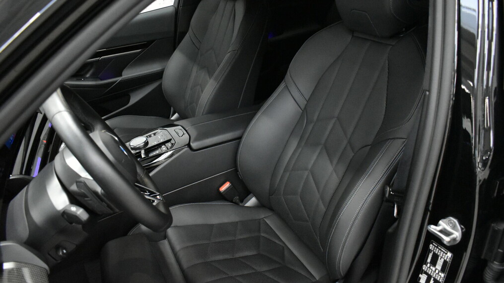 BMW Serii 5, 520