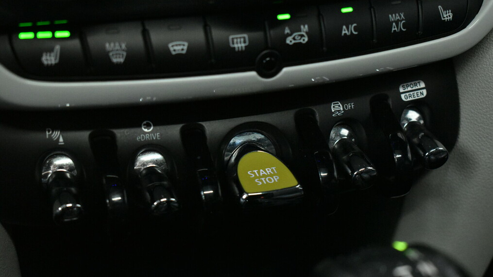 MINI Cooper SE