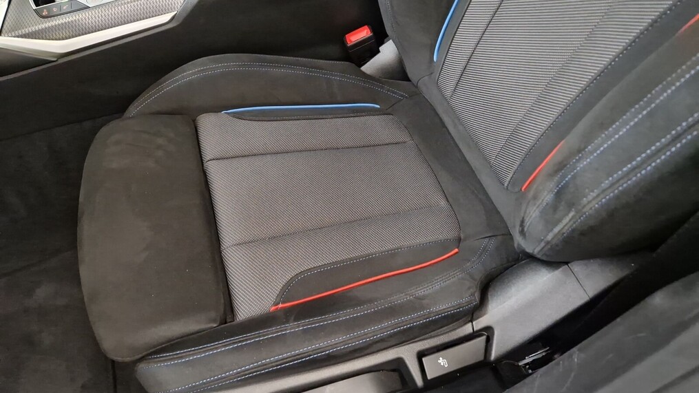 BMW Serii 3, 320
