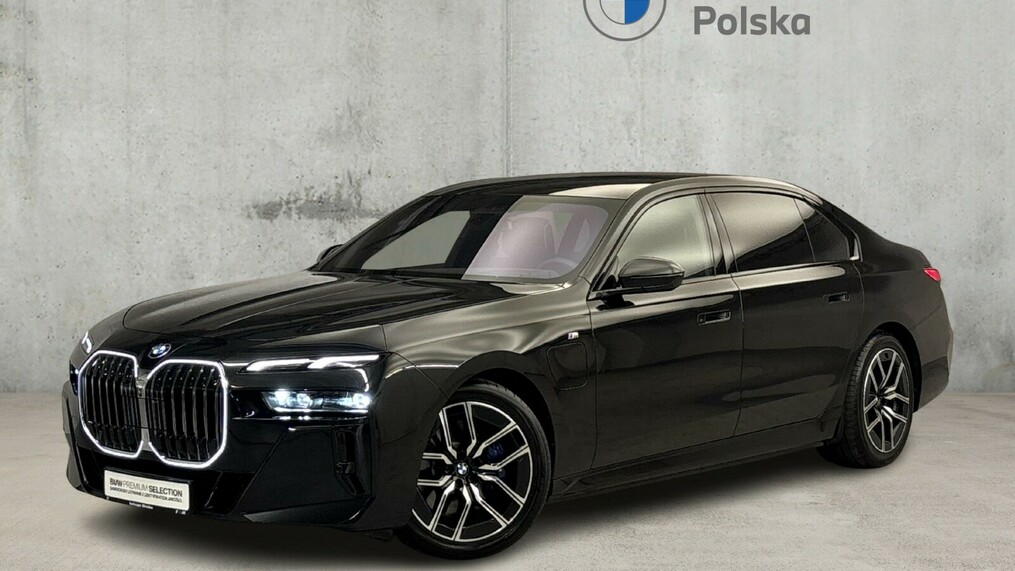 BMW Serii 7, 750