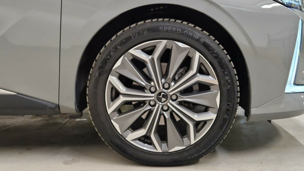 DS Automobiles DS 4