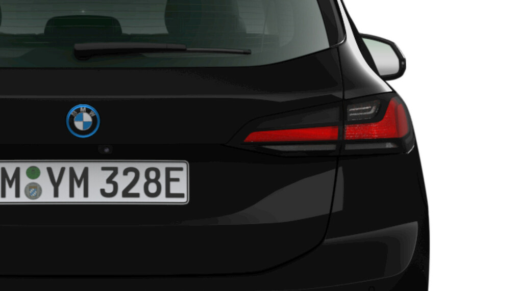 BMW Seria 2, 225
