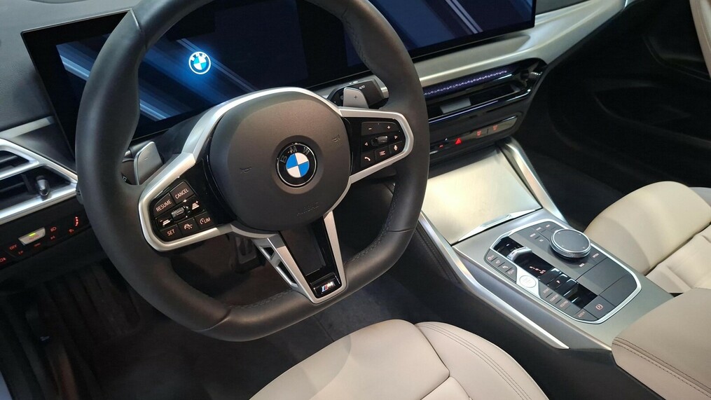 BMW Serii 2, 230