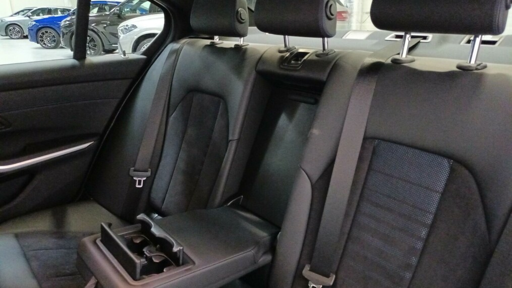 BMW Seria 3 318