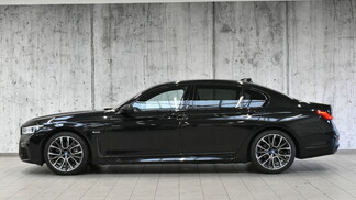 BMW Seria 7 745