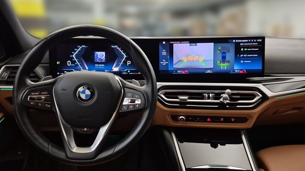BMW Serii 3, 318
