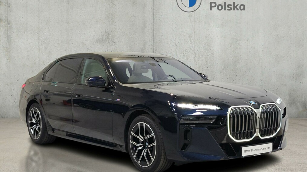 BMW Serii 7, 740