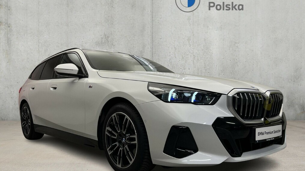 BMW Serii 5, 520