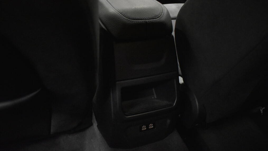 BMW Seria 2 218