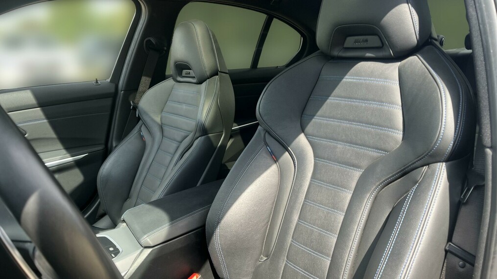 BMW Seria 3, 340