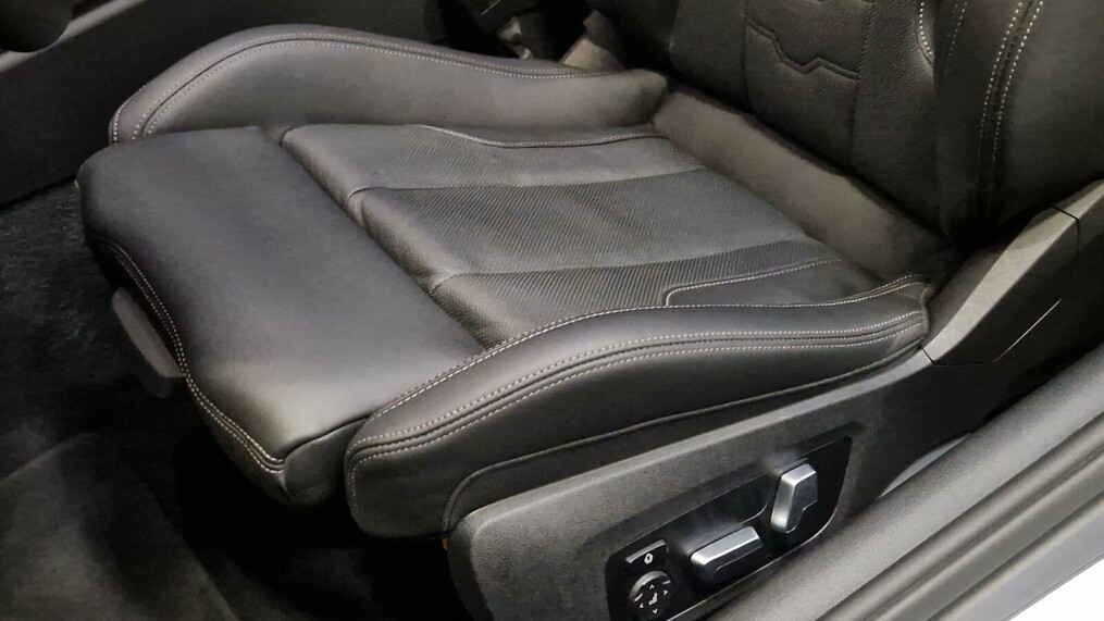 BMW Seria 8 850