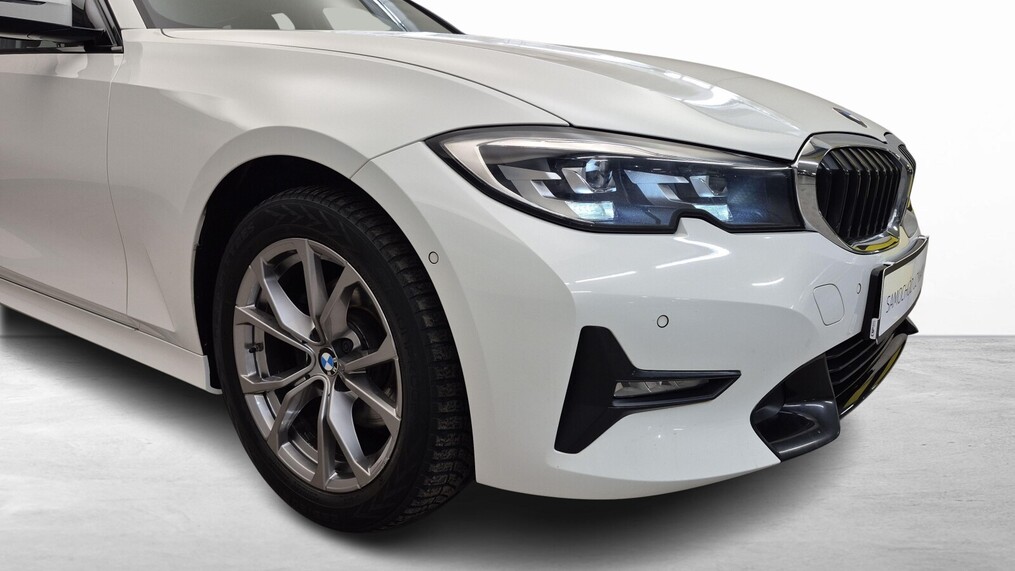 BMW Serii 3, 320