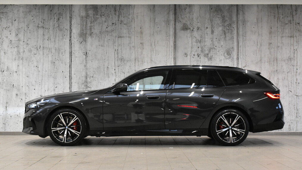 BMW Serii 5, 520