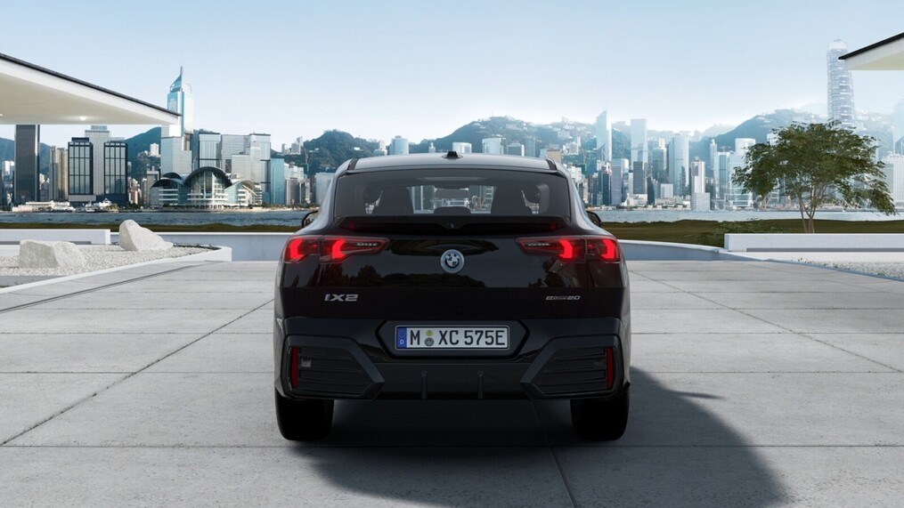 BMW iX2