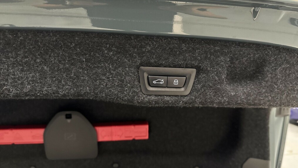 BMW Serii 5, 520