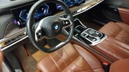 BMW Serii 7, 740