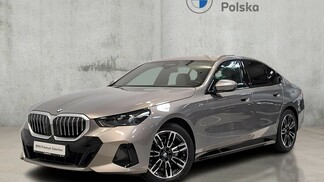 BMW Serii 5, 520