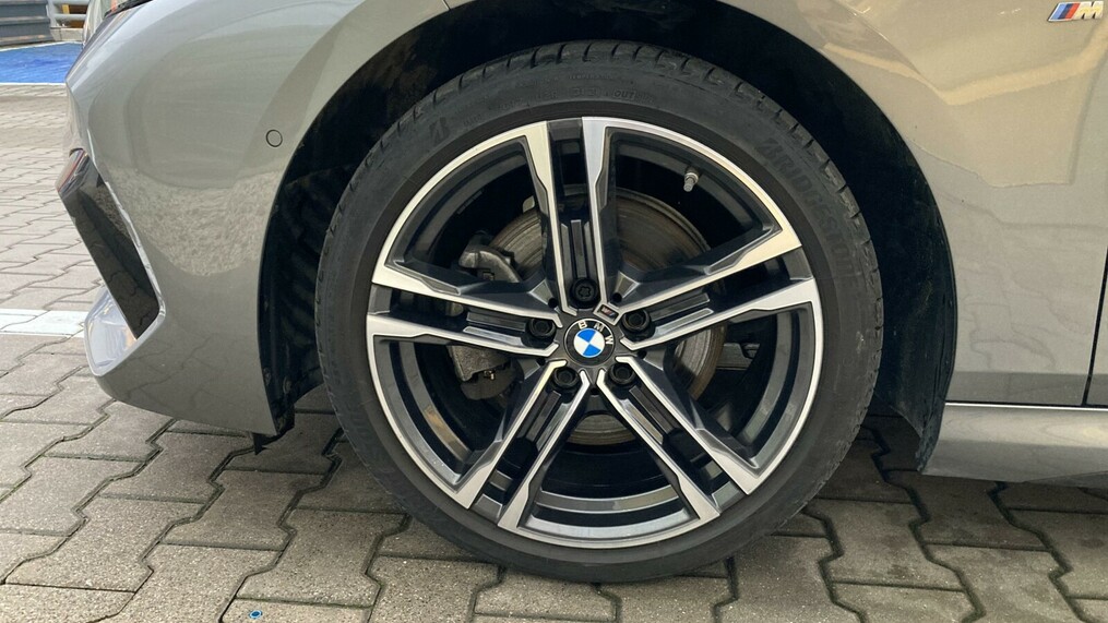 BMW Seria 2 218