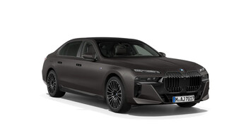 BMW Serii 7, 740