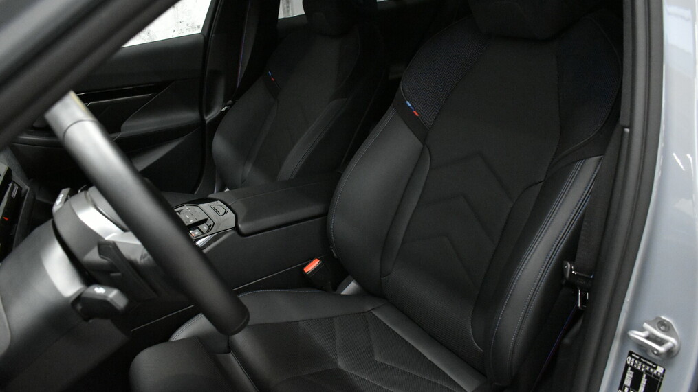 BMW Serii 5, 530