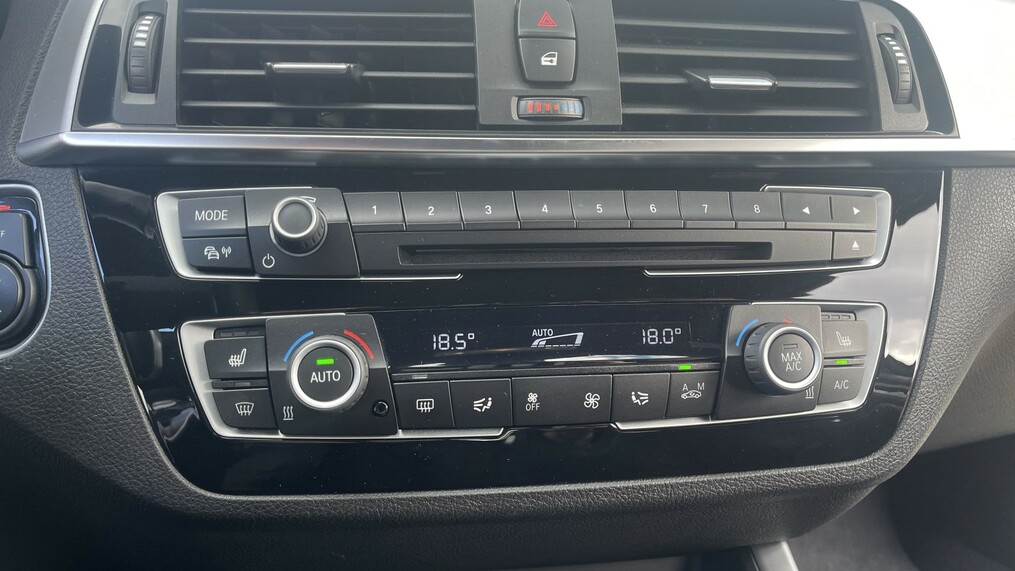 BMW Seria 2 230