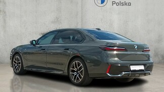 BMW Serii 7, 740