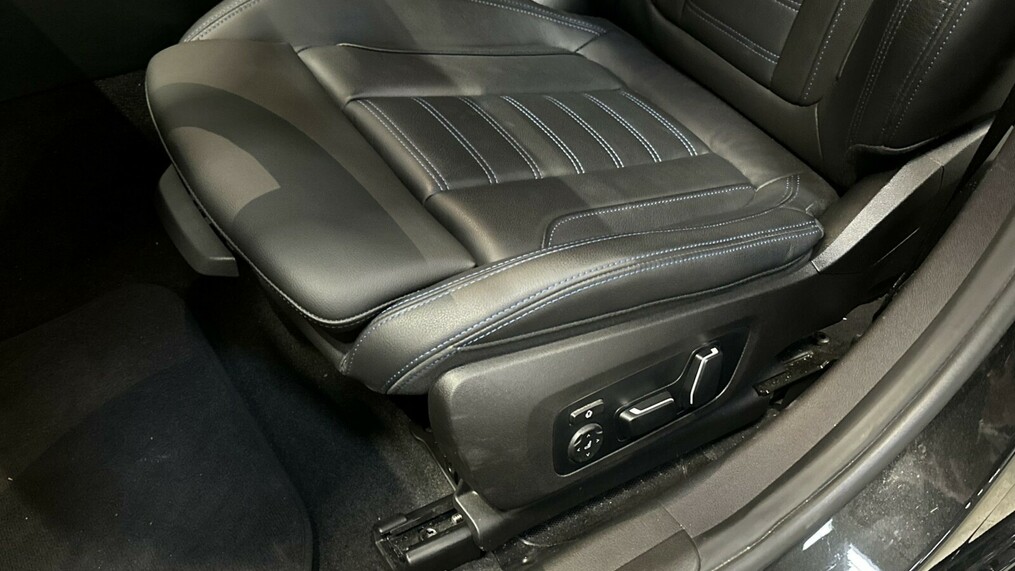 BMW Seria 3 330
