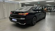 BMW Serii 7, 740