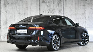 BMW Serii 5, 550