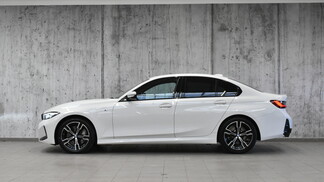 BMW Serii 3, 330