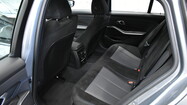 BMW Serii 3, 330