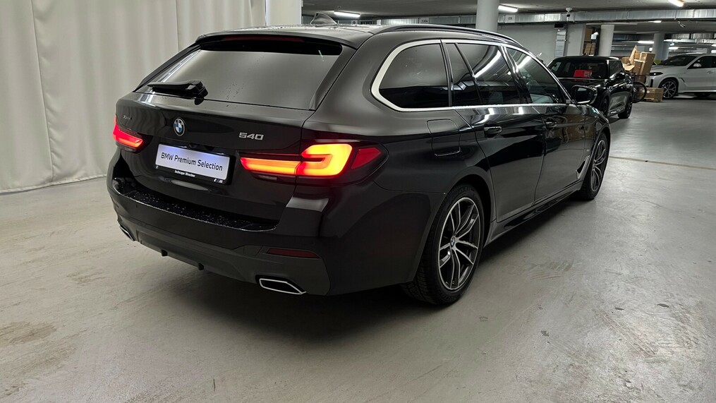 BMW Serii 5, 540