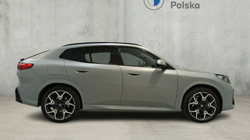 BMW iX2