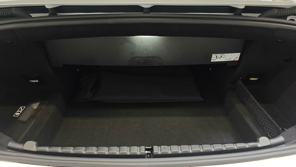 BMW Seria 8 840