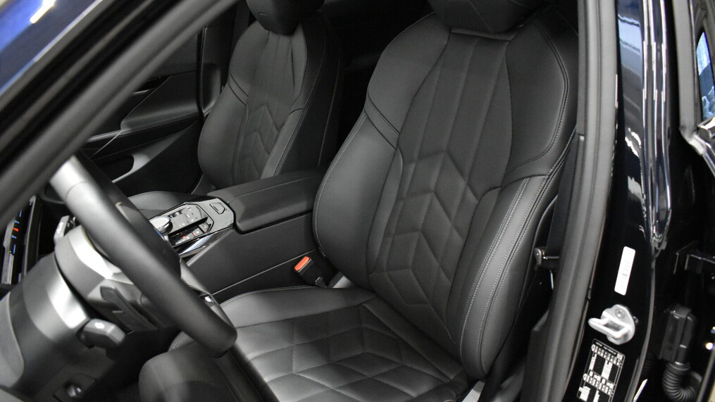 BMW Serii 5, 520
