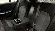BMW Serii 3, 330