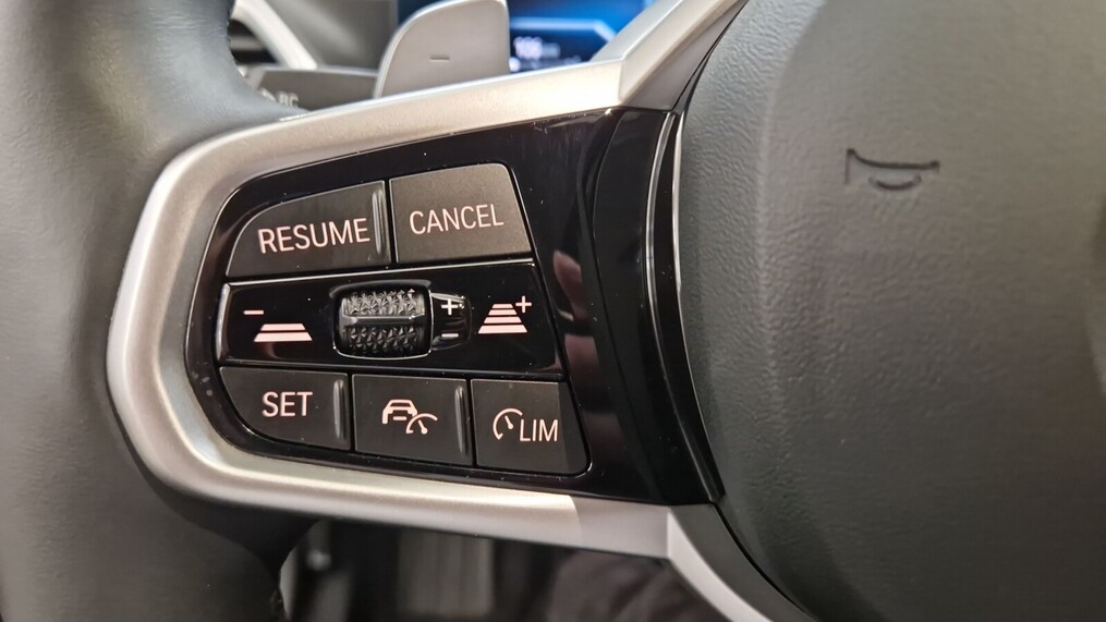 BMW Serii 3, 320