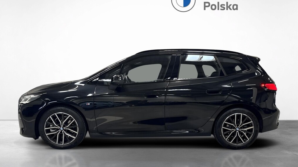 BMW Serii 2, 223