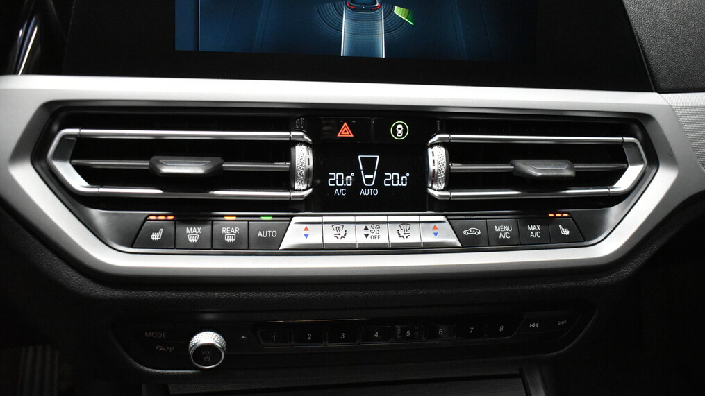 BMW Serii 3, 320