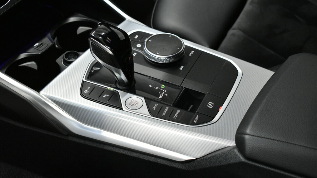 BMW Seria 3 320