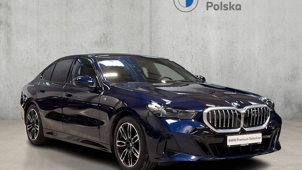 BMW Serii 5, 520