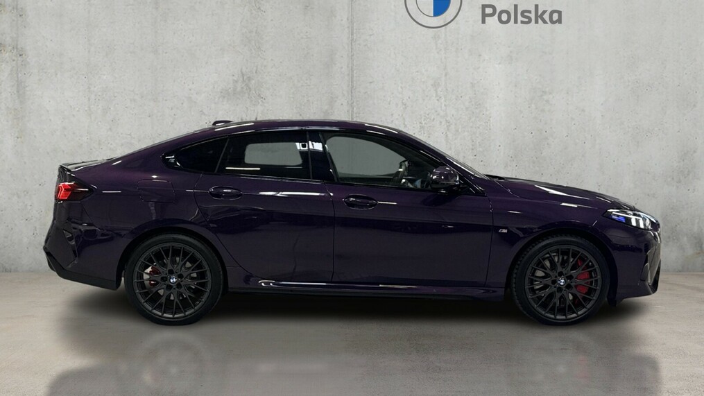 BMW Serii 2, 220