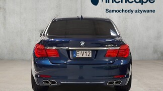 BMW Serii 7, 760