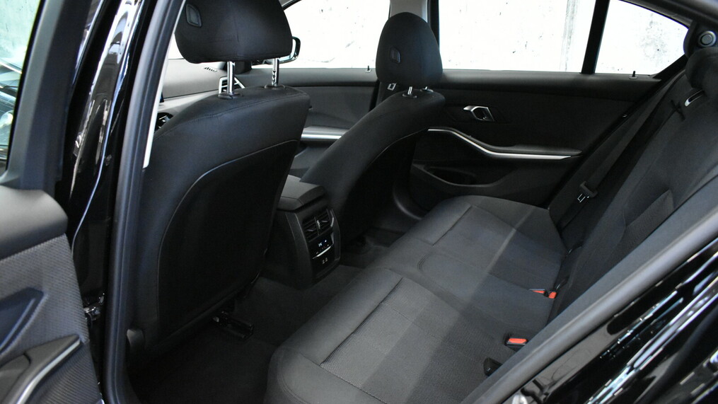 BMW Seria 3 318