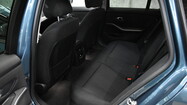 BMW Serii 3, 320