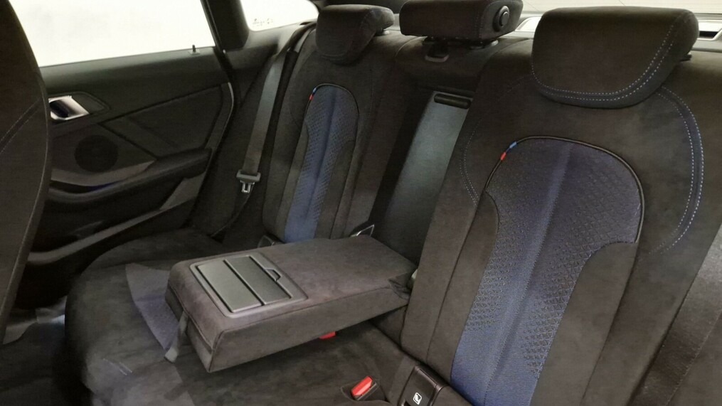 BMW Seria 2 218