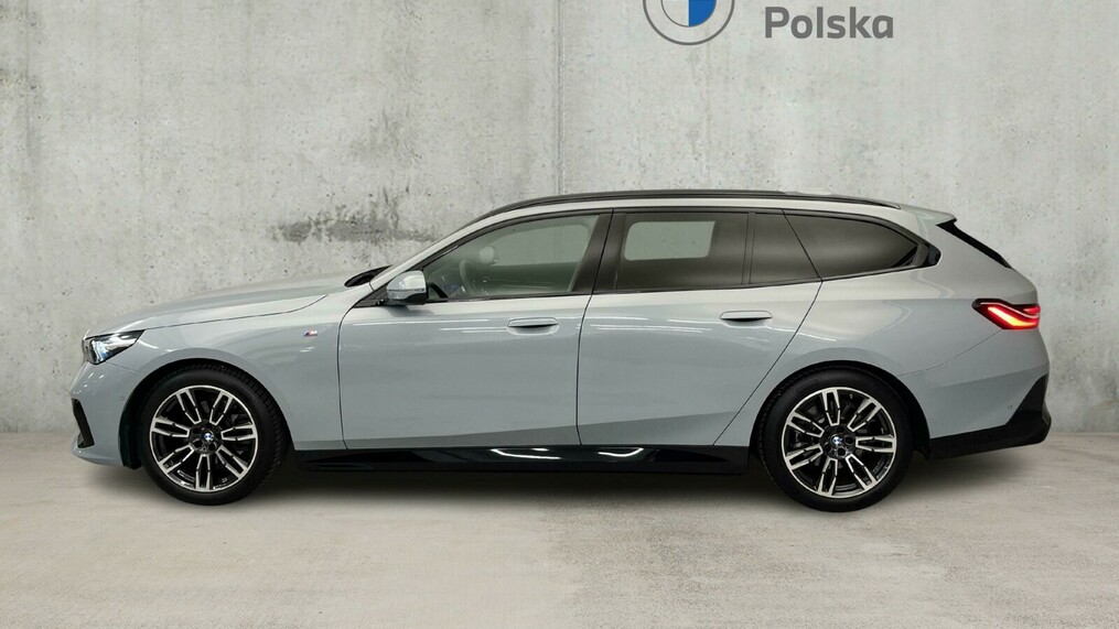 BMW Serii 5, 520
