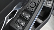 BMW Serii 3, 330
