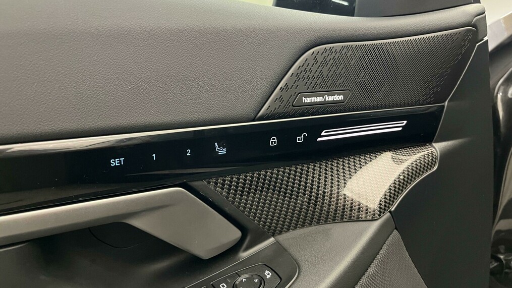 BMW Serii 5, 520